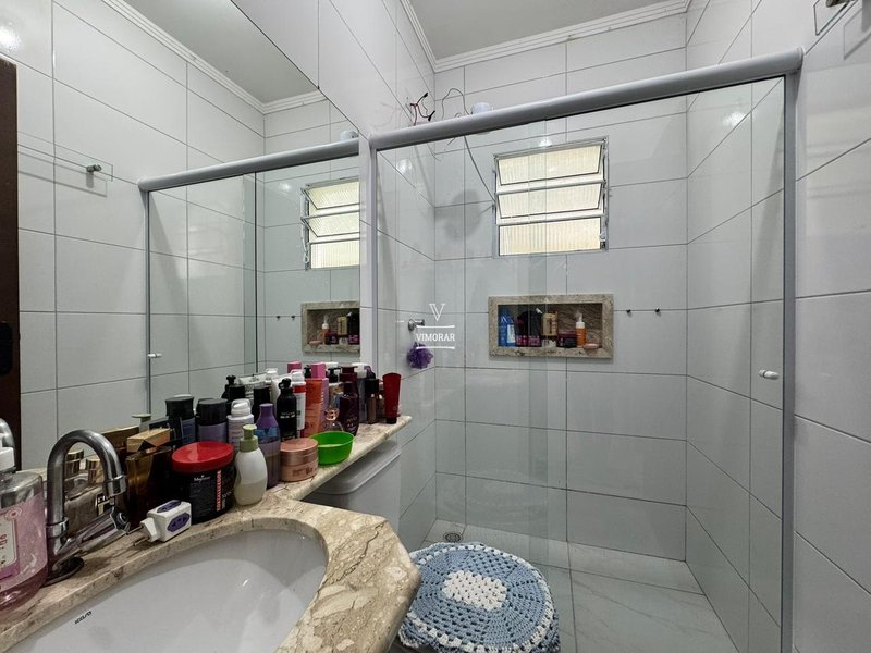 Sobrado 2 dormit&oacute;rios + 2 vagas de garagem  Itaquaquecetuba - 