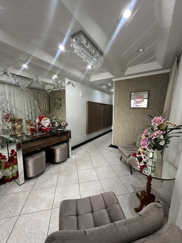 Apartamento em Itapema, Meia Praia, 3 Dormitórios próximo Russi Russi  Itapema - 