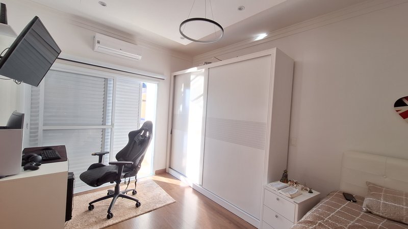 Casa  &agrave; venda com 4 quartos , 253 m&sup2; por R$ 1.480.000- Alto da Boa Vista - Sorocaba-SP rua Mauricio Amary Sorocaba - 