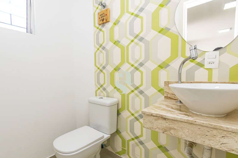 Sobrado &agrave; venda em Santa Felicidade &ndash; 104 m&sup2; | 3 quartos (1 su&iacute;te) | 1 vaga Rua Daniel Cesário Pereira Curitiba - 