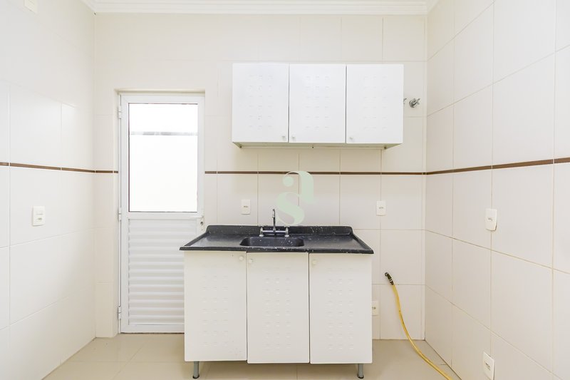 Sobrado &agrave; venda em Santa Felicidade &ndash; 104 m&sup2; | 3 quartos (1 su&iacute;te) | 1 vaga Rua Daniel Cesário Pereira Curitiba - 