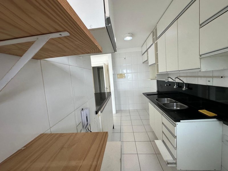 APARTAMENTO VISTA MAR NASCENTE 2 QUARTOS SUÍTE VARANDA PISCINA GARAGENS À VENDA NA BARRA! Rua Engenheiro Milton Oliveira Salvador - 