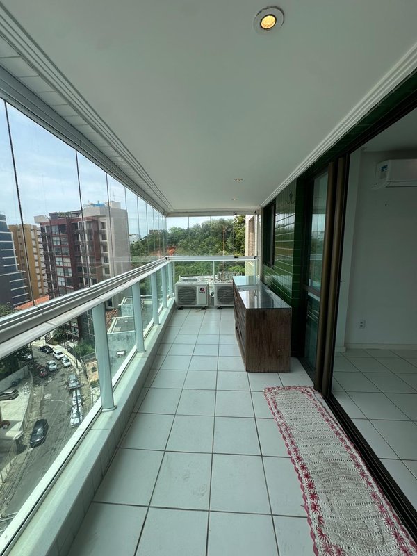 APARTAMENTO VISTA MAR NASCENTE 2 QUARTOS SUÍTE VARANDA PISCINA GARAGENS À VENDA NA BARRA! Rua Engenheiro Milton Oliveira Salvador - 