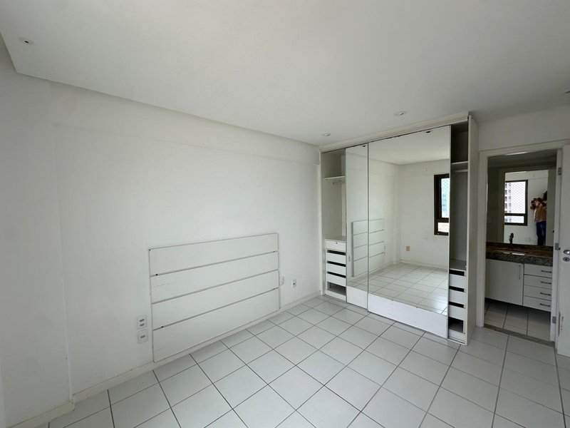 APARTAMENTO VISTA MAR NASCENTE 2 QUARTOS SUÍTE VARANDA PISCINA GARAGENS À VENDA NA BARRA! Rua Engenheiro Milton Oliveira Salvador - 