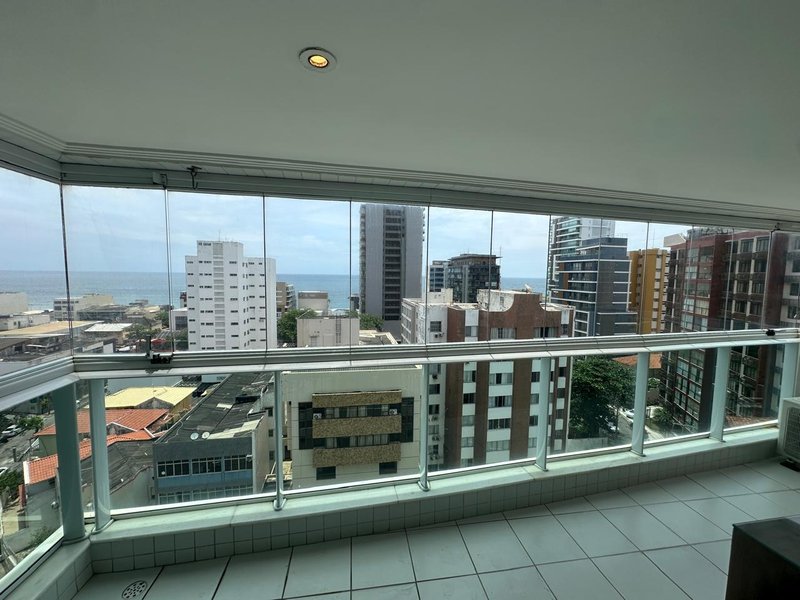 APARTAMENTO VISTA MAR NASCENTE 2 QUARTOS SUÍTE VARANDA PISCINA GARAGENS À VENDA NA BARRA! Rua Engenheiro Milton Oliveira Salvador - 