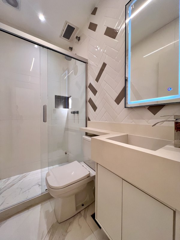 Apartamento para venda ou loca&ccedil;&atilde;o na praia da Barra - Porteira Fechada  Rio de Janeiro - 