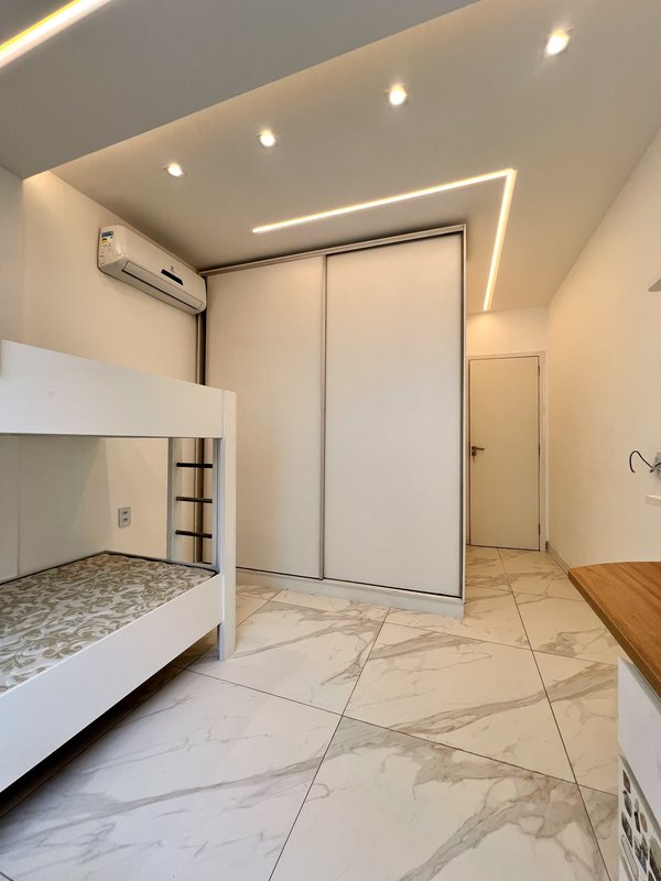 Apartamento para venda ou loca&ccedil;&atilde;o na praia da Barra - Porteira Fechada  Rio de Janeiro - 