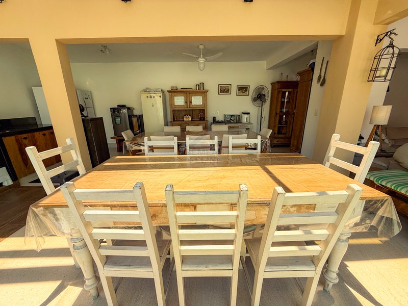 Casa ampla e aconchegante fora de Condom&iacute;nio em Juquehy - VENDA, LOCA&Ccedil;&Atilde;O DI&Aacute;RIA  São Sebastião - 