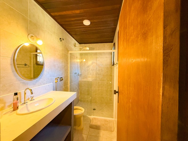 Casa ampla e aconchegante fora de Condom&iacute;nio em Juquehy - VENDA, LOCA&Ccedil;&Atilde;O DI&Aacute;RIA  São Sebastião - 