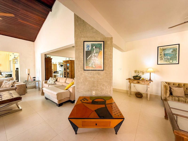 Casa ampla e aconchegante fora de Condom&iacute;nio em Juquehy - VENDA, LOCA&Ccedil;&Atilde;O DI&Aacute;RIA  São Sebastião - 