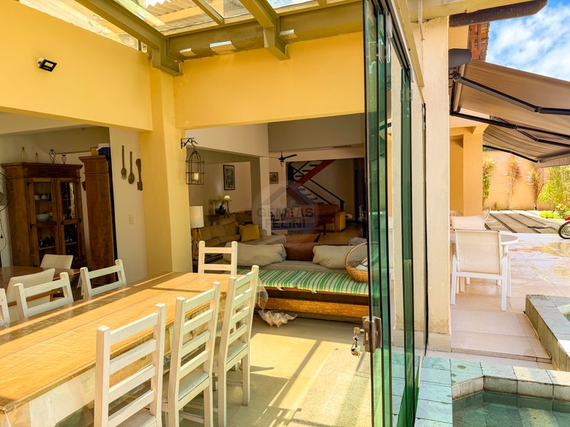 Casa ampla e aconchegante fora de Condom&iacute;nio em Juquehy - VENDA, LOCA&Ccedil;&Atilde;O DI&Aacute;RIA  São Sebastião - 