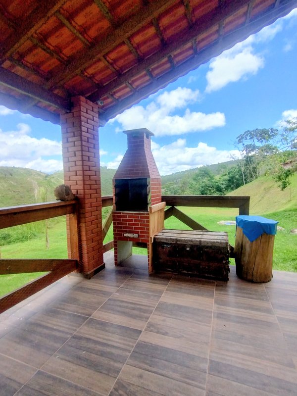 Chácara à venda no Bairro do Pinhal  Jacareí - 