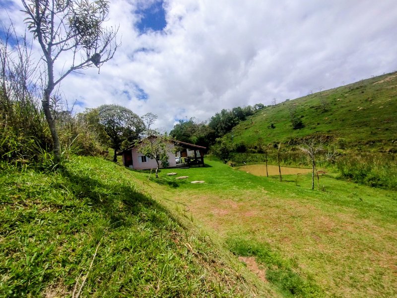 Chácara à venda no Bairro do Pinhal  Jacareí - 