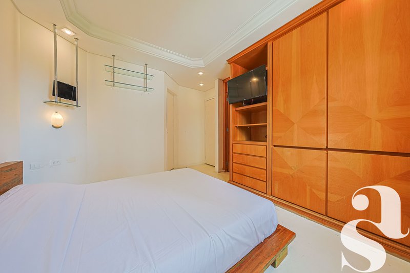 Apartamento &agrave; venda no Cabral &ndash; 111 m&sup2; | 3 quartos (1 su&iacute;te) | 1 vaga - R$795.000,00 Avenida Anita Garibaldi Curitiba - 