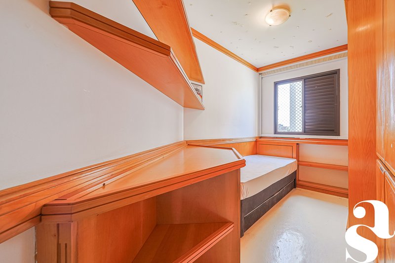 Apartamento &agrave; venda no Cabral &ndash; 111 m&sup2; | 3 quartos (1 su&iacute;te) | 1 vaga - R$795.000,00 Avenida Anita Garibaldi Curitiba - 