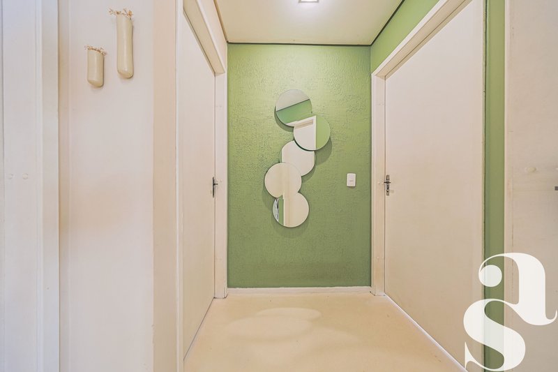 Apartamento &agrave; venda no Cabral &ndash; 111 m&sup2; | 3 quartos (1 su&iacute;te) | 1 vaga - R$795.000,00 Avenida Anita Garibaldi Curitiba - 