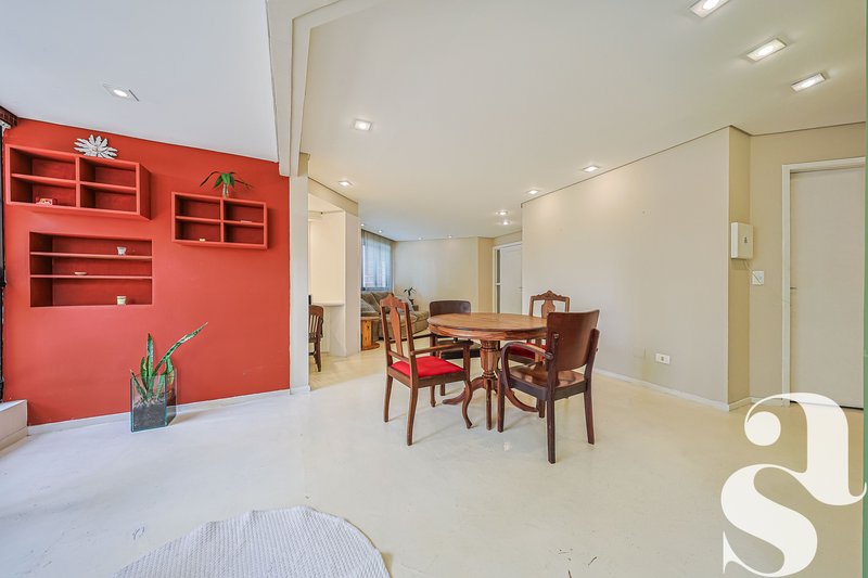 Apartamento &agrave; venda no Cabral &ndash; 111 m&sup2; | 3 quartos (1 su&iacute;te) | 1 vaga - R$795.000,00 Avenida Anita Garibaldi Curitiba - 