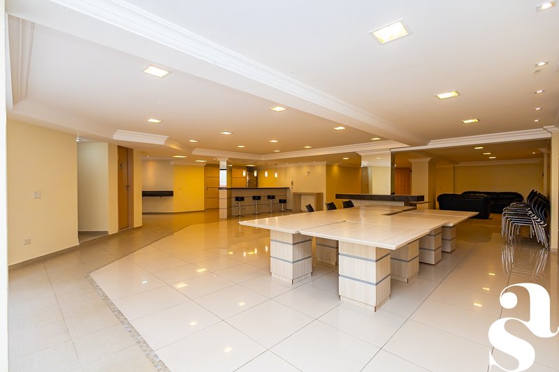 Apartamento &agrave; venda no Cabral &ndash; 111 m&sup2; | 3 quartos (1 su&iacute;te) | 1 vaga - R$795.000,00 Avenida Anita Garibaldi Curitiba - 