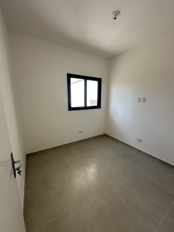 Casa Térrea Individual – Residencial Santo Antônio Rua Robert Nesta Marley Franco da Rocha - 