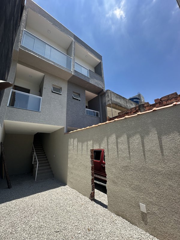 Casa Pronta - Extensão do Residencial Santo Antônio Rua Carlos Roberto Gouveia Franco da Rocha - 