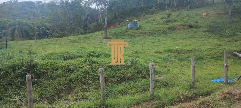 Sitio em Monteiro Lobato - SP com 36.000m²  MONTEIRO LOBATO - 