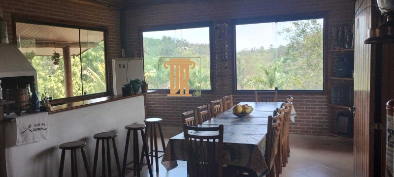 Chácara a venda em condomínio de Jambeiro - SP com 6.550m²  São José dos Campos - 