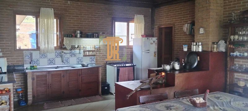 Chácara a venda em condomínio de Jambeiro - SP com 6.550m²  São José dos Campos - 