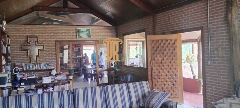 Chácara a venda em condomínio de Jambeiro - SP com 6.550m²  São José dos Campos - 