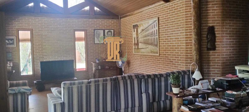 Chácara a venda em condomínio de Jambeiro - SP com 6.550m²  São José dos Campos - 