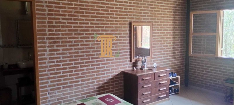 Chácara a venda em condomínio de Jambeiro - SP com 6.550m²  São José dos Campos - 