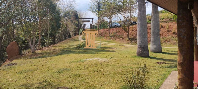 Chácara a venda em condomínio de Jambeiro - SP com 6.550m²  São José dos Campos - 