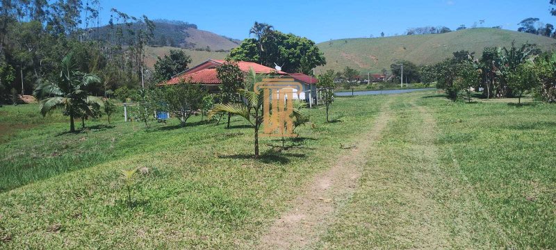Sitio de 6,5 alqueires a venda em Monteiro Lobato-SP com 2 casas  São José dos Campos - 