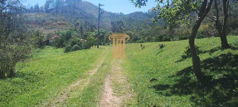 Sitio de 6,5 alqueires a venda em Monteiro Lobato-SP com 2 casas  São José dos Campos - 