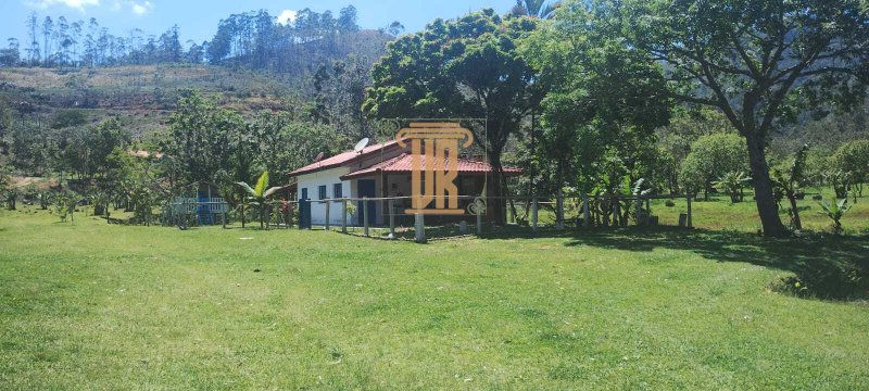 Sitio de 6,5 alqueires a venda em Monteiro Lobato-SP com 2 casas  São José dos Campos - 