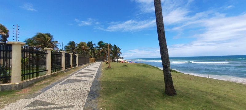 Residência Duplex Exclusiva em Alameda Fechada – Vilas do Atlântico, Lauro de Freitas Avenida Praia de Guarapari Lauro de Freitas - 