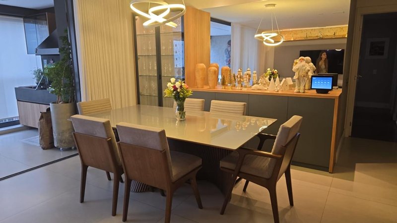 Siga Moema - Revenda (apartamento mobiliado) Avenida Iraí São Paulo - 