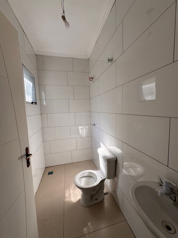 Sobrado com 3 suítes no Jardim dos Abreus em Caieiras Rua Edgar Angelo Dártora Caieiras - 