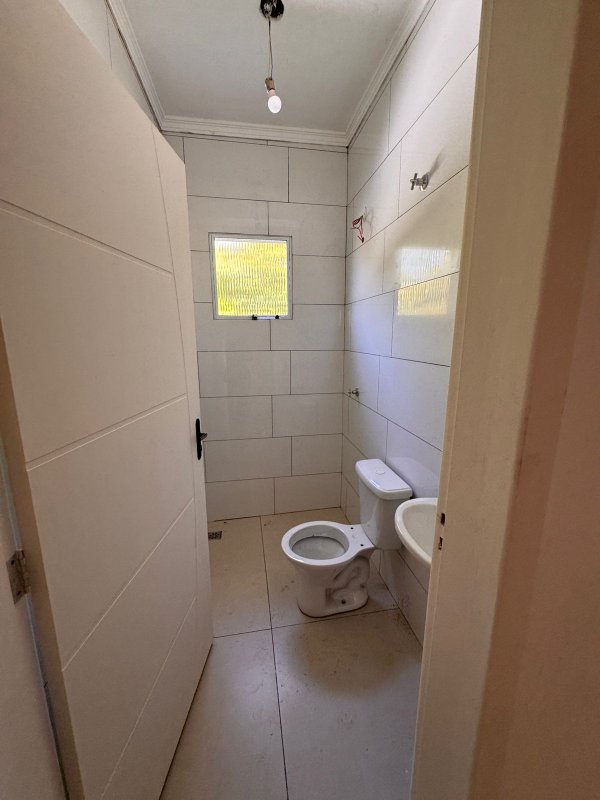 Sobrado com 3 suítes no Jardim dos Abreus em Caieiras Rua Edgar Angelo Dártora Caieiras - 