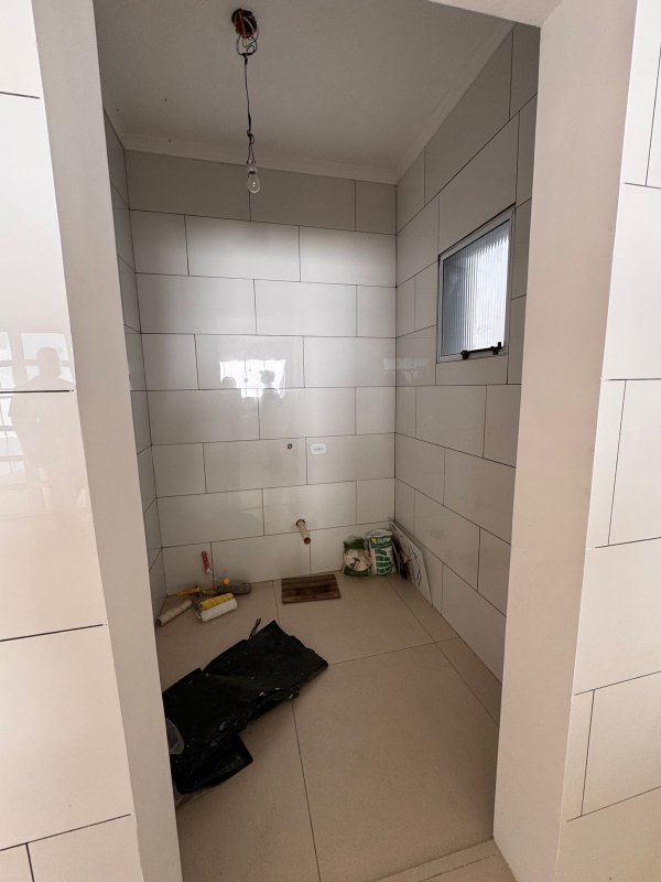 Sobrado com 3 suítes no Jardim dos Abreus em Caieiras Rua Edgar Angelo Dártora Caieiras - 