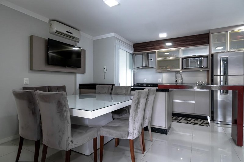 Apartamento semi mobiliado  Timbó - 