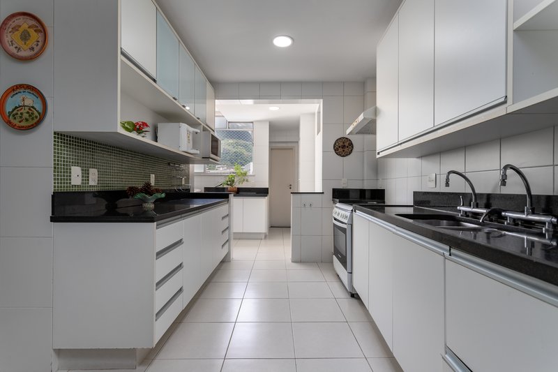 Melhor rua, melhor apartamento! Rua Antonio Basílio Rio de Janeiro - 