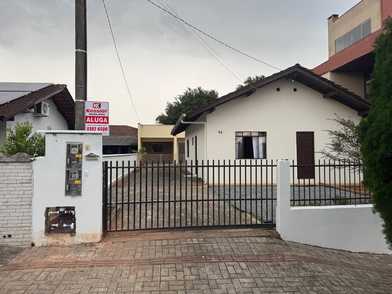 Casa no Bairro das Nações Rua Líbano Timbó - 