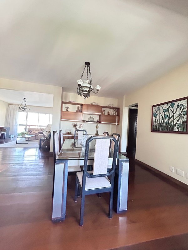 APARTAMENTO NASCENTE 4 QUARTOS VARANDA LIVING 3 GARAGENS À VENDA NO CAMPO GRANDE! Largo do Campo Grande Salvador - 