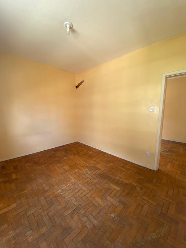 APARTAMENTO AMPLO QUARTO SALA  GARAGEM À VENDA NA BARRA! Rua Doutor João Pondé Salvador - 