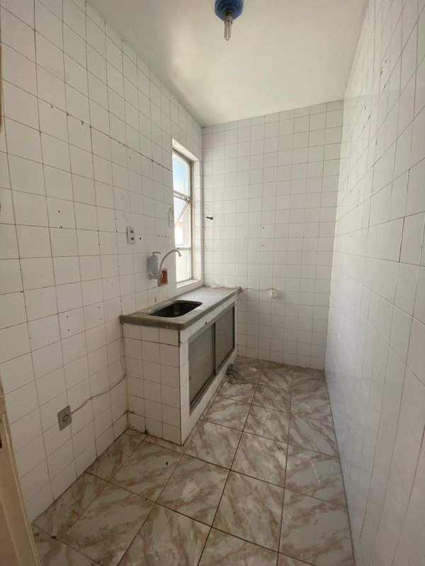 APARTAMENTO AMPLO QUARTO SALA  GARAGEM À VENDA NA BARRA! Rua Doutor João Pondé Salvador - 