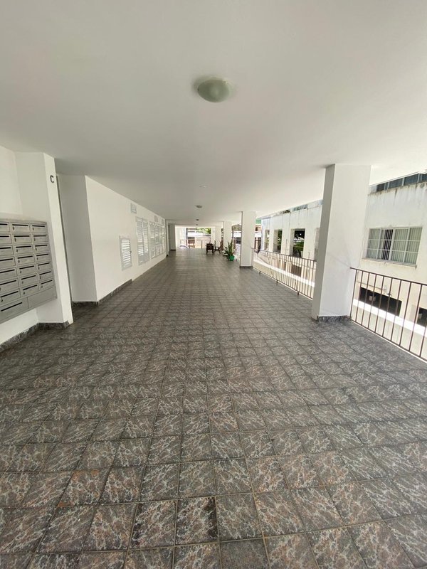 APARTAMENTO AMPLO QUARTO SALA  GARAGEM À VENDA NA BARRA! Rua Doutor João Pondé Salvador - 