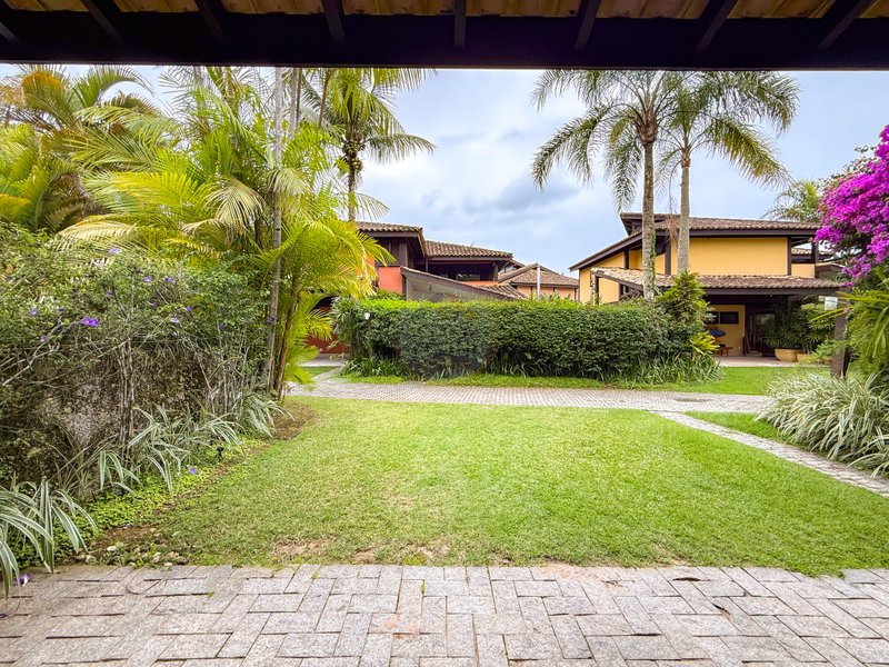 Casa Ampla em Condom&iacute;nio com Servi&ccedil;o de Praia e Lazer - LOCA&Ccedil;&Atilde;O ANUAL  São Sebastião - 