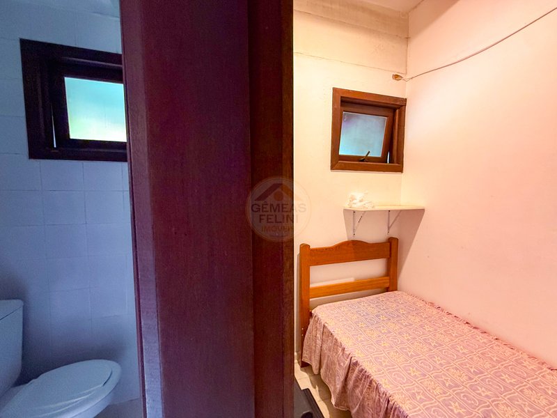 Casa Ampla em Condom&iacute;nio com Servi&ccedil;o de Praia e Lazer - LOCA&Ccedil;&Atilde;O ANUAL  São Sebastião - 