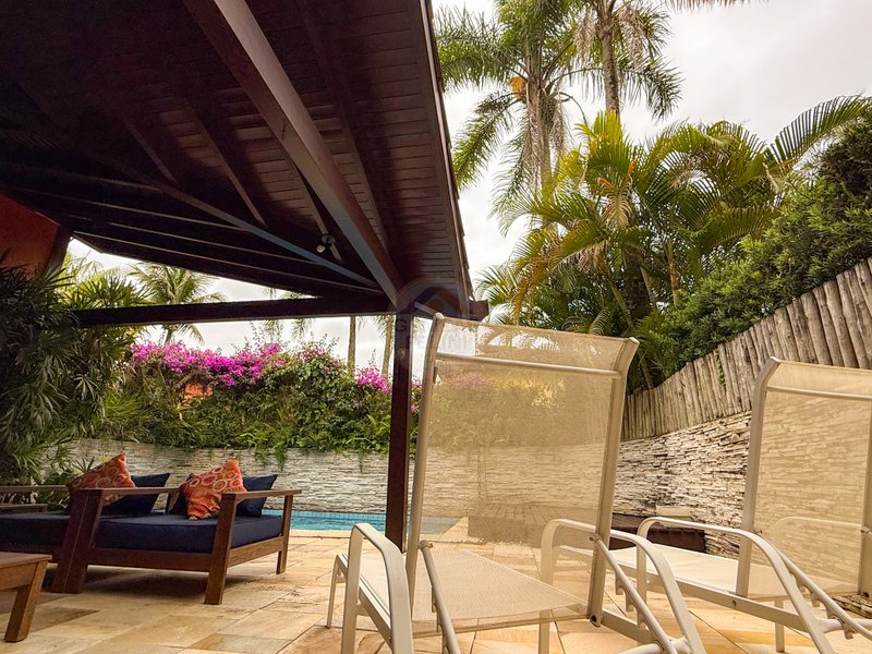 Casa Ampla em Condom&iacute;nio com Servi&ccedil;o de Praia e Lazer - LOCA&Ccedil;&Atilde;O ANUAL  São Sebastião - 