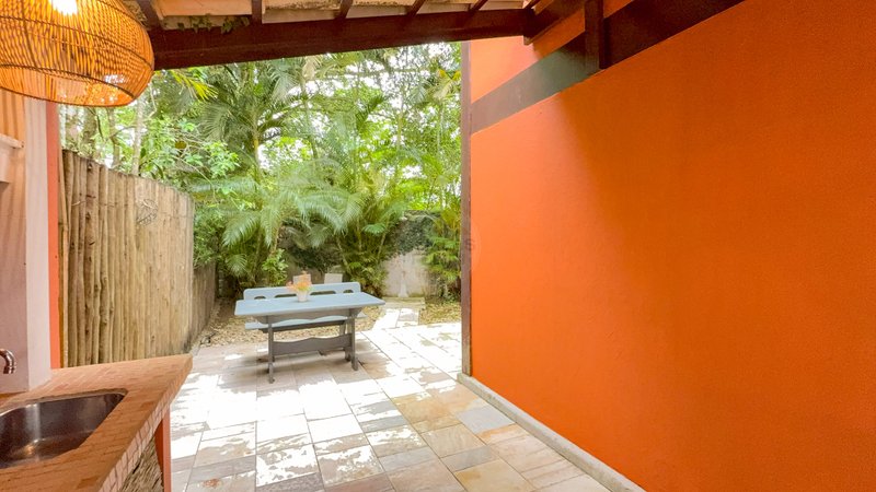 Casa Ampla em Condom&iacute;nio com Servi&ccedil;o de Praia e Lazer - LOCA&Ccedil;&Atilde;O ANUAL  São Sebastião - 